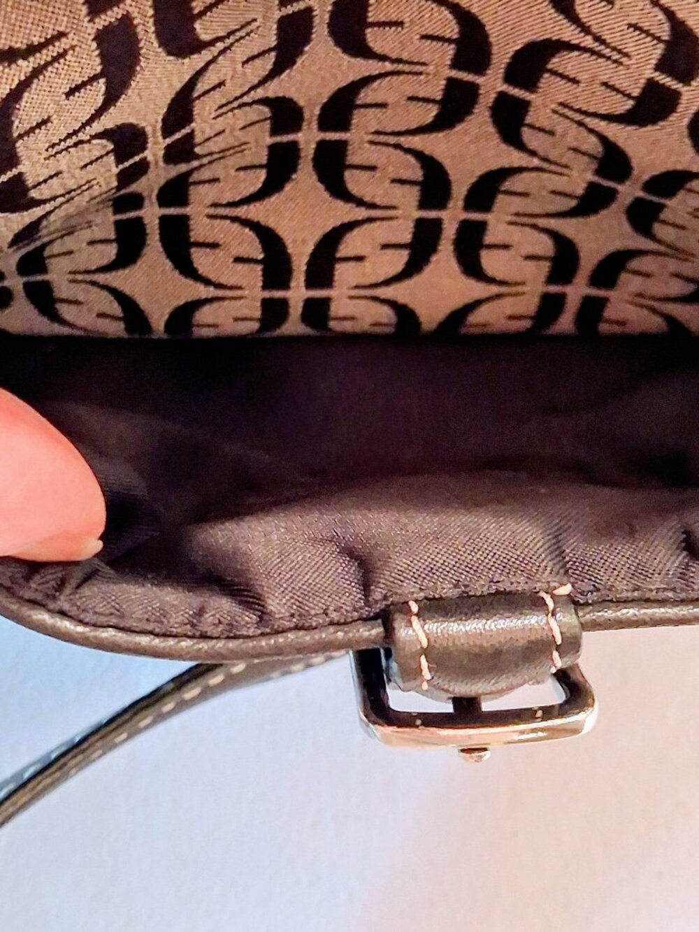 FOSSIL Monogram Canvas Crossbody Bag Tan Black F Logo Print Buckle Front Purse - Picture 11 of 12